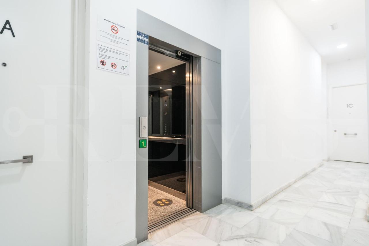 Elegant Studio In The Heart Of Malaga By Rems Exterior photo